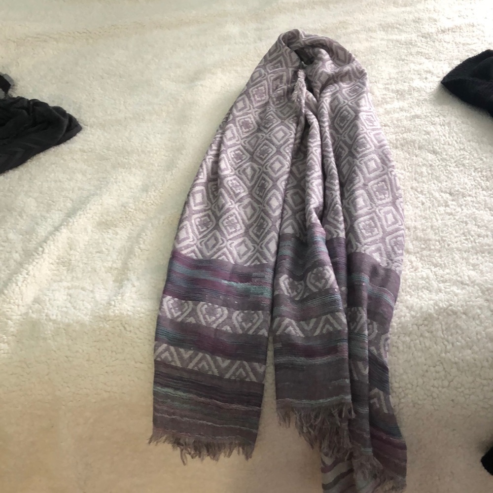 Purple scarf with design